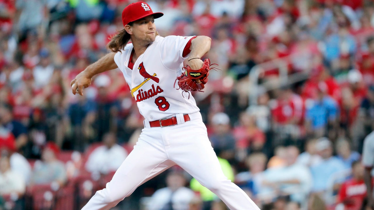 Leake thrives as Cardinals defeat Nationals 8-1